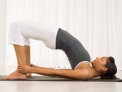 इन 4 योगासनों से ठीक हो सकती है बच्चेदानी में गांठ की समस्या, इनफर्टिलिटी का खतरा होगा कम