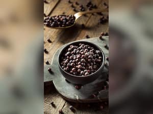 काली मिर्च चबाने के 8 बड़े फायदे