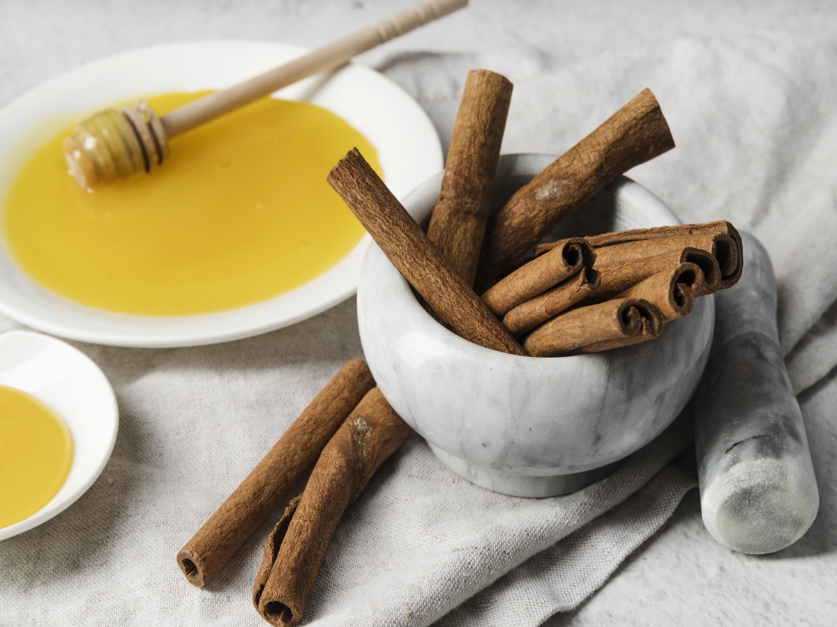 Does Drinking Hot Water With Cinnamon And Honey Help You Lose Weight?