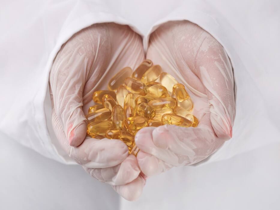 Side Effects Of Fish Oil: 5 Ways Your Body May React To Excess Fish Oil Supplements