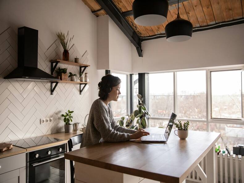 Work From Home Vs Work From Office: Which Is Better For Your Mental Health?