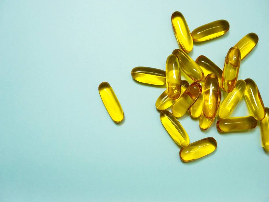 Side Effects Of Fish Oil: 5 Ways Your Body May React To Excess Fish Oil Supplements