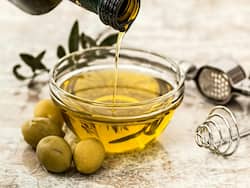 Shot Of Olive Oil On Empty Stomach: Can It Help You Lose Weight If Taken Every Morning?