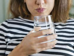 सुबह पीएं पानी में घोलकर यह सफेद चीज 1 चम्मच, इन हेल्थ प्रॉब्लम्स से मिलेगा हमेशा के लिए छुटकारा