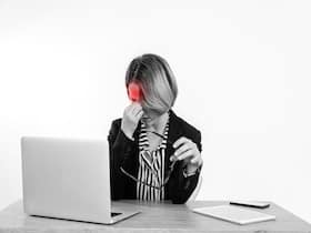 SUNDAY Exploring Drug-Free Solutions: Insights Into Migraine Care From A Neurologist