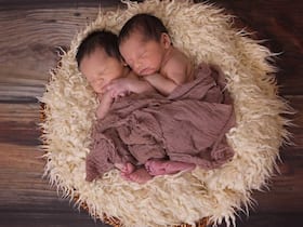 100 Twin Hindu Baby Girl Names With Meaning