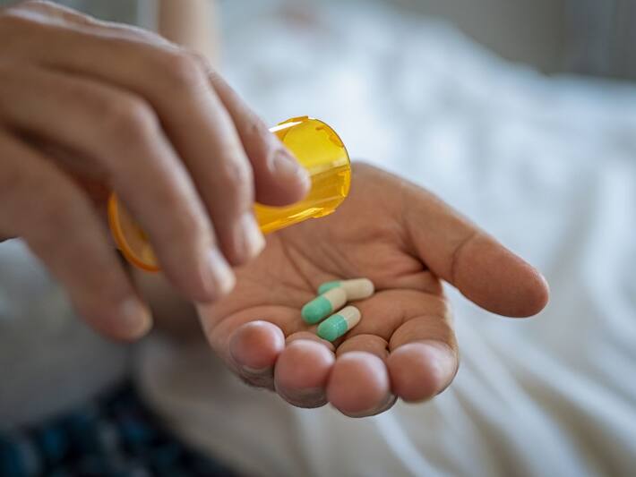 Apple Cider Vinegar On Empty Stomach 5 Side Effects of Starting Your