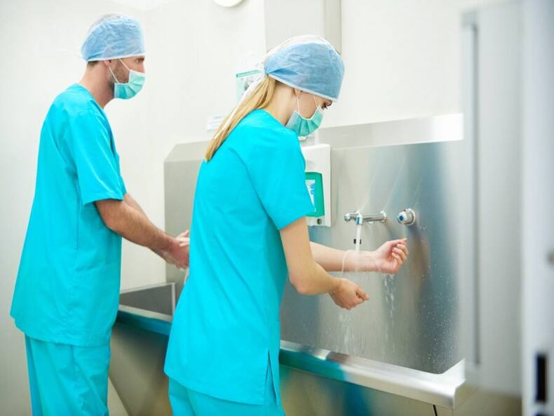 Everything To Know About Drug-Resistant Superbugs Found In Hospital Sinks: Outbreak, Prevention, Transmission