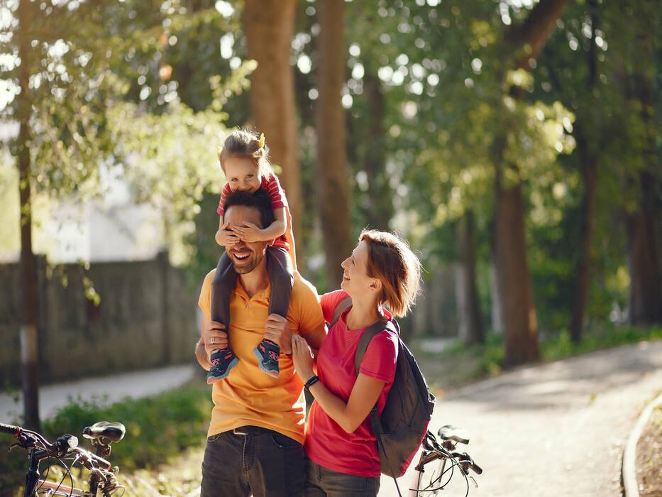 What Is The 'Yes Sandwich' Concept In Parenting And How Does It Help?