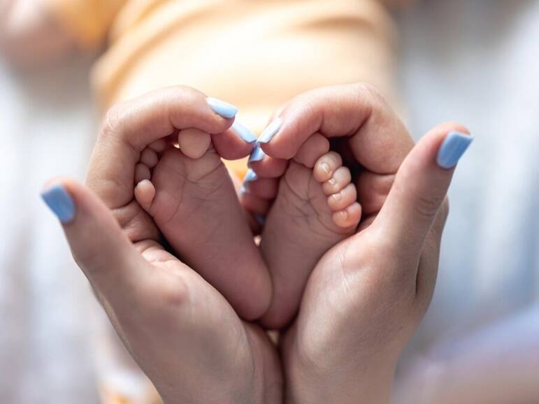 National Safe Motherhood Day: Barrier, Hormonal, Permanent Methods For Women To Plan Safe Pregnancies