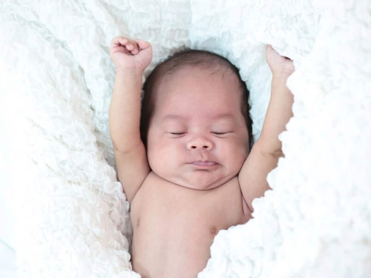 10 Tips On How You Must Care For Your Baby In The First Week Of Their Life