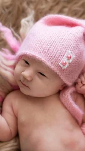 Top 9 Modern Tamil Baby Girl Names With Meanings
