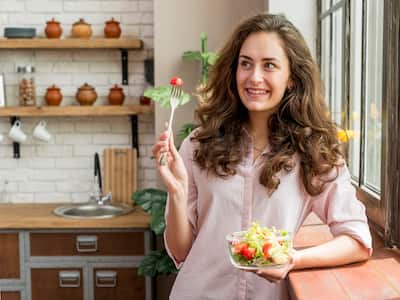 How Following Healthy Eating Accounts On Social Media Can Improve Your Diet