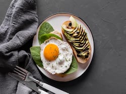 8 Breakfast Foods That Help With Anxiety