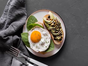 8 Breakfast Foods That Help With Anxiety