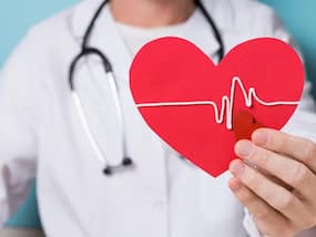 हमेशा हेल्दी रहेगा हार्ट, कभी ब्लॉक नहीं होंगी आर्टरीज, रोज सुबह खाली पेट पिएं ये 1 हर्बल ड्रिंक्स हमेशा हेल्दी रहेगा हार्ट, कभी ब्लॉक नहीं होंगी आर्टरीज, रोज सुबह खाली पेट पिएं ये 1 हर्बल ड्रिंक्स