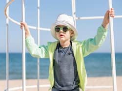 गर्मियों में बढ़ सकती हैं आंखों की बीमारियां, इन एक्सपर्ट टिप्स से रखे बच्चों की आंखों को स्वस्थ