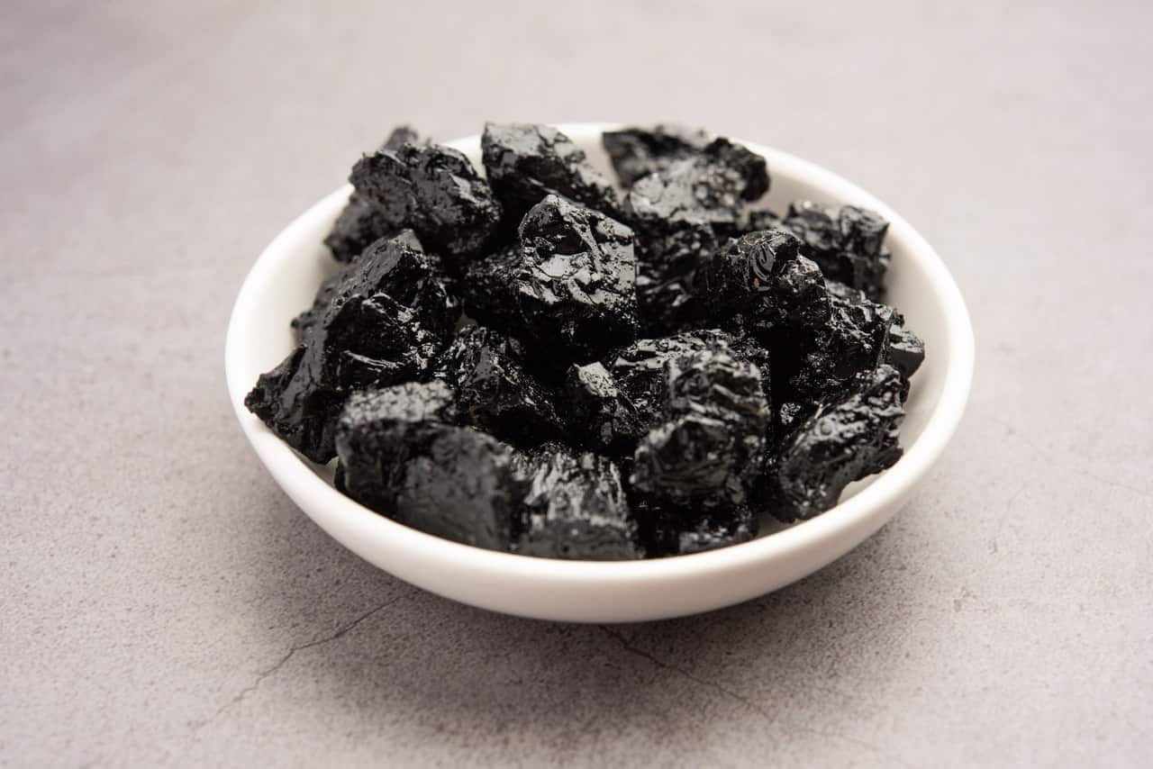 Unlocking The Year-Round Potential: Shilajit’s Holistic Benefits For Body And Mind