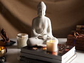 Buddhist Meditation: How It Helps To Heal Your Mind And Improves Focus