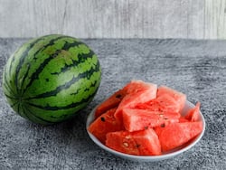 गर्मियों में तरबूज खाकर करें दिन की शुरुआत, मिलेंगे 5 जबरदस्त फायदे