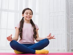 ये 7 आसन-प्राणायाम बनाएंगे बच्चों को मेंटली स्ट्रांग, पढ़ाई में बढ़ेगा फोकस