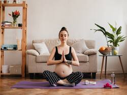 Want To Have A Normal Delivery In The Third Trimester? Do These 6 Things Throughout Pregnancy