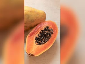 गर्मी में पपीता खाने के 7 फायदे