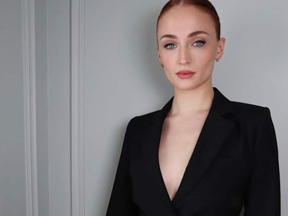 Sophie Turner Talks About Mental Health Struggles, And How Motherhood Has Changed Her Perspective