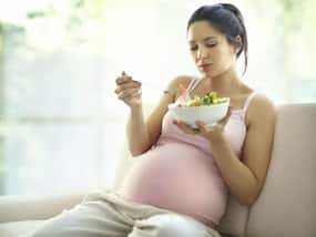 7 Best Foods To Eat During Monsoon If You're Pregnant