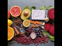 Top 8 Ayurvedic Herbs And Foods To Treat Fatty Liver
