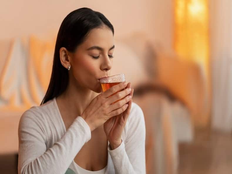 Morning Drinks: 5 Effective Ways To Combat Common Health Issues Naturally