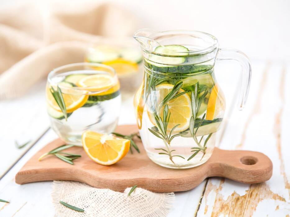 5 Belly Fat Loss Drinks To Help You Lose Weight Naturally