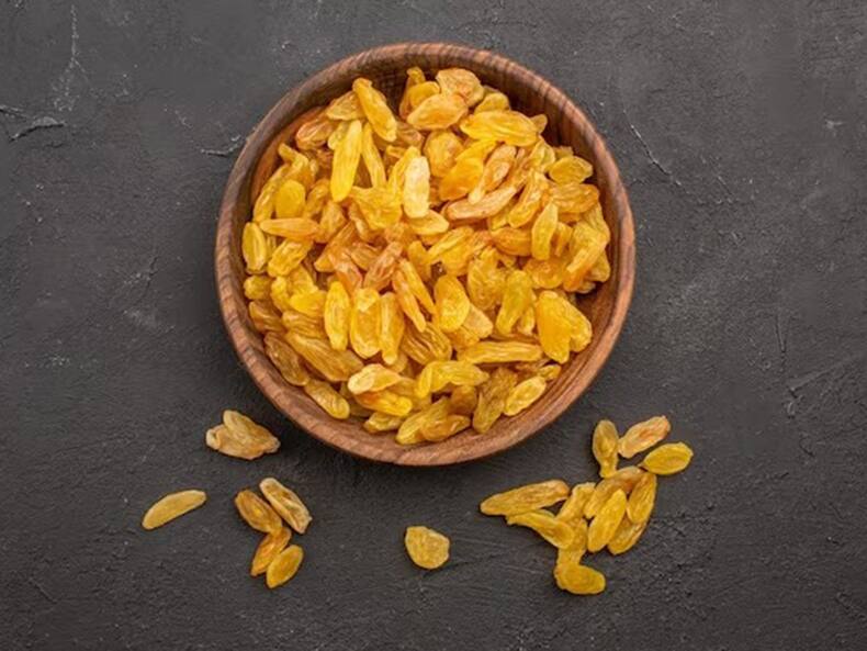 Cashews To Walnuts: All About These Healthy Nuts