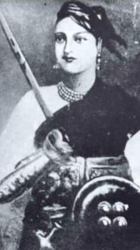 10 Baby Girl Names Inspired by Rani Lakshmibai's Heroism
