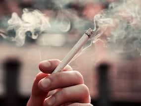 Quit Smoking: Here Is How You Can Beat Smoking Withdrawal Symptoms Easily