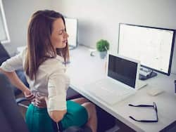 30 की उम्र के बाद महिलाओं की क्यों कमजोर होने लगती हैं हड्डियां? मजबूती के लिए इन 2 पोषक तत्वों की है बेहद जरूरत