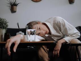 10 Warning Signs Indicating You Might Not Be Drinking Enough Water