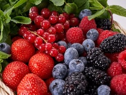 Can Berries Improve Heart Health Naturally? Here Is What You Should Know