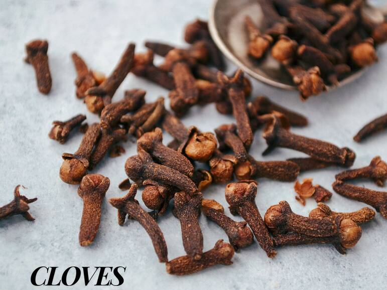 Turmeric To Black Pepper: 5 Best Ayurvedic Spices And Their Medicinal Health Benefits
