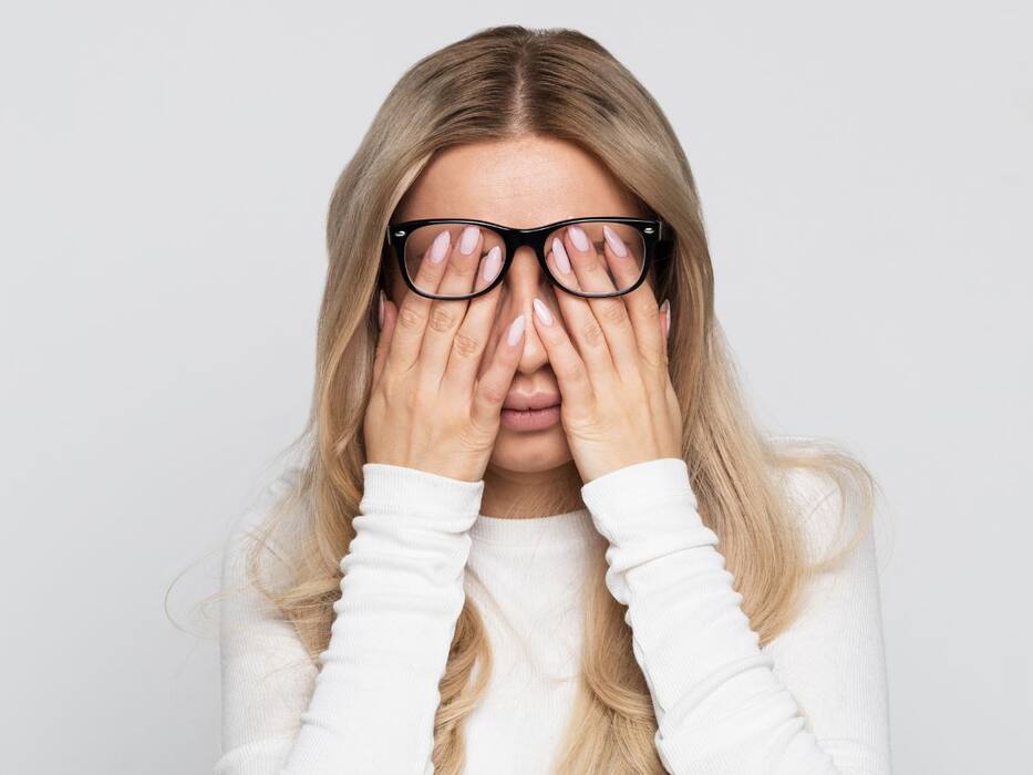 Hepatitis Symptoms In Women: 5 Warning Signs You Shouldn't Ignore