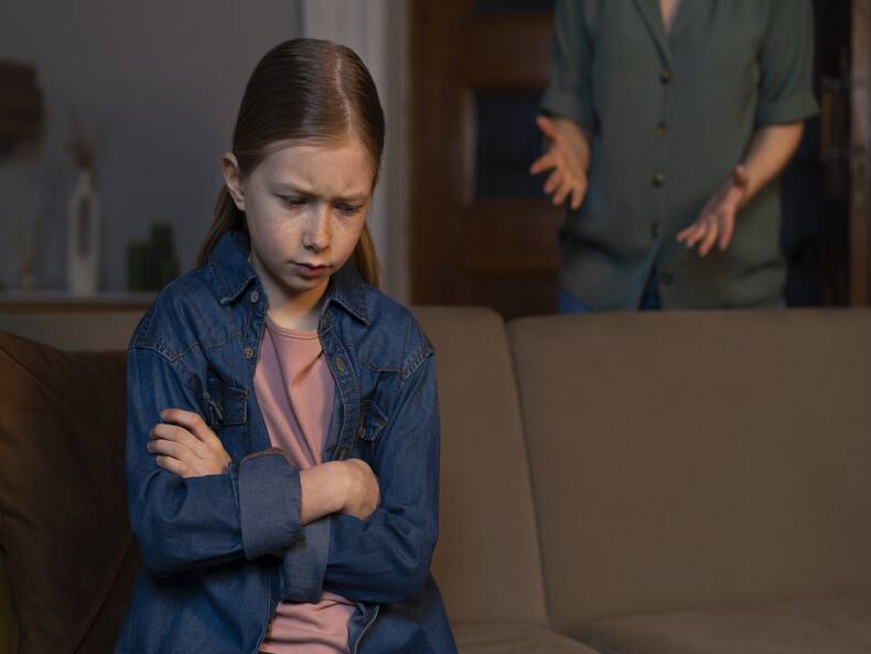 What Are The Pros And Cons Of Showering Praises On Your Child?