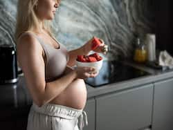 Fruits To Eat And Avoid During Pregnancy