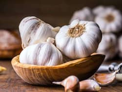 High Cholesterol Management Tips: 7 Ways Drinking Garlic Tea Can Help Flush Out Bad LDL Cholesterol