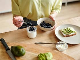 Digestion To Hypertension, 5 Health Benefits Of Eating Greek Yogurt With Blueberries Digestion To Hypertension, 5 Health Benefits Of Eating Greek Yogurt With Blueberries