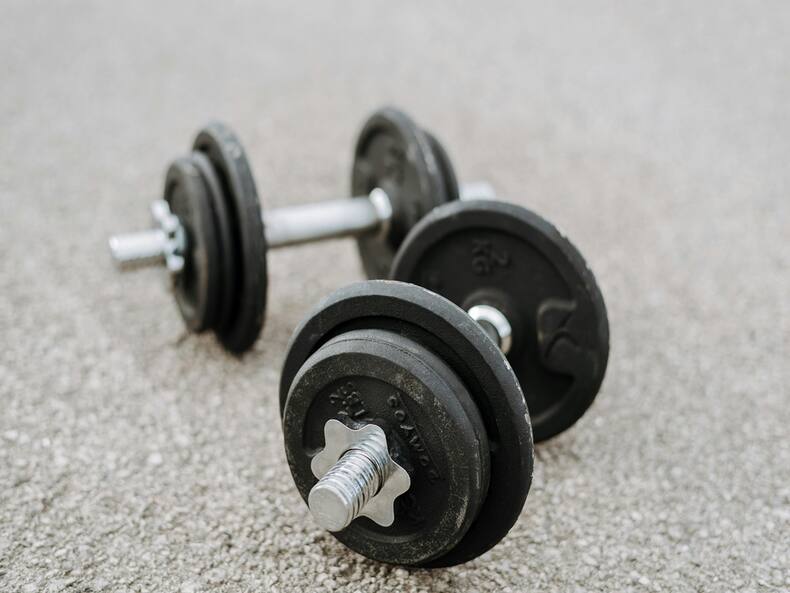 Desk Jobs Are Killing Your Health - Find Out If Strength Training In Between Work Can Help