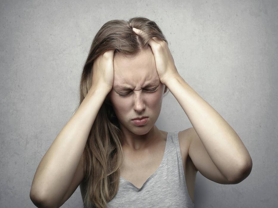 Symptoms Of Dehydration Headache: All You Need To Know About This Condition