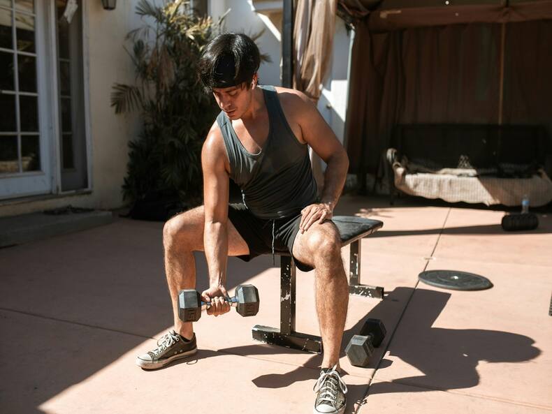Desk Jobs Are Killing Your Health - Find Out If Strength Training In Between Work Can Help