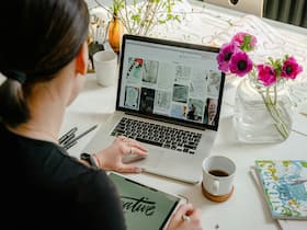 Desk Jobs Are Killing Your Health - Find Out If Strength Training Can Help