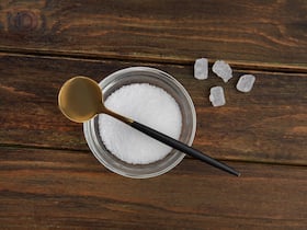 Heart Attack To Stomach Cancer, Too Much Salt Increases The Risk Of These 7 Diseases Heart Attack To Stomach Cancer, Too Much Salt Increases The Risk Of These 7 Diseases