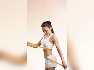 Weight Loss Without Gym: Top 10 Tips To Manage Weight In Your 40s